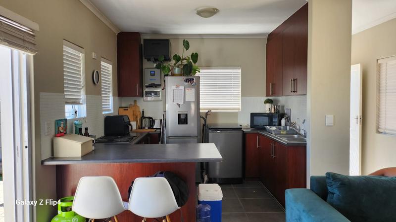 2 Bedroom Property for Sale in Protea Village Western Cape